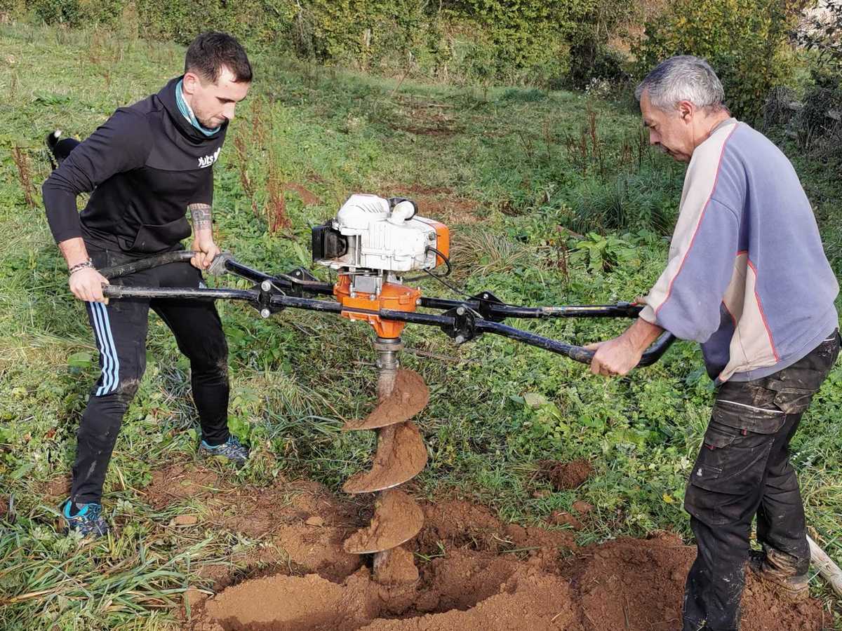 Plantation des pommiers, Jérémy Sergent et Christian Jenvrin